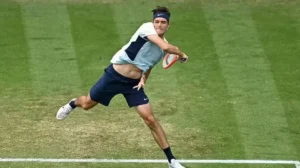 Gamer dostal v LoLku radu "Touch the grass" - zítra hraje semifinále Wimbledonu